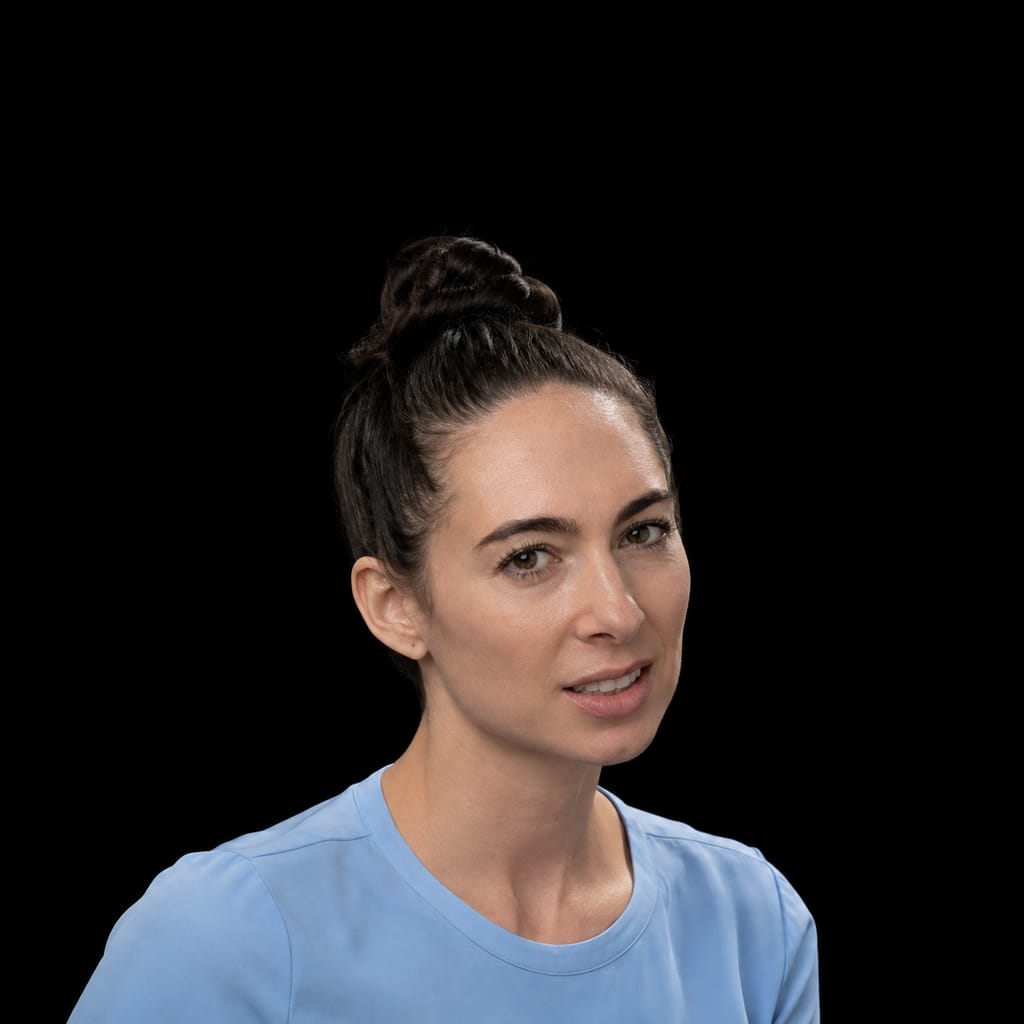 Ginevra Lily Davis