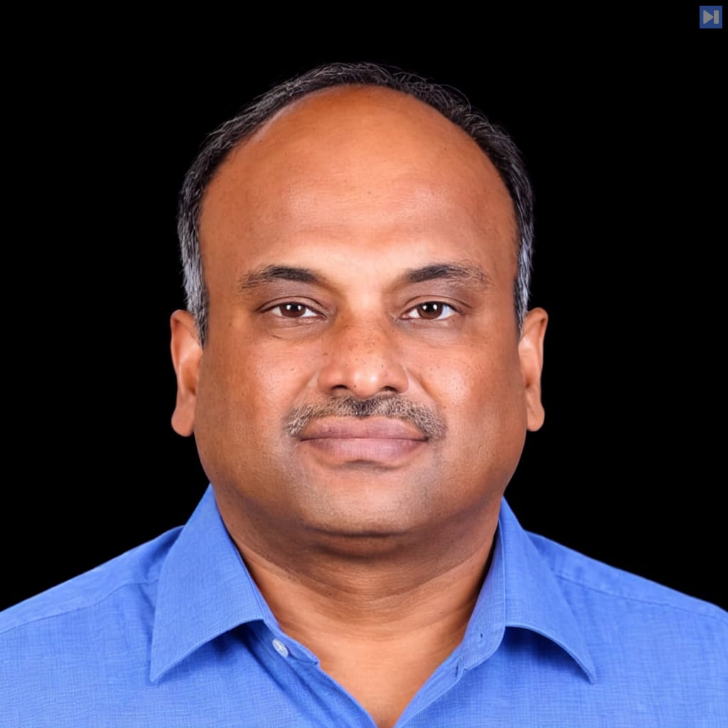 Head-and-shoulders portrait of Subbiah Sethuraman against a black background.